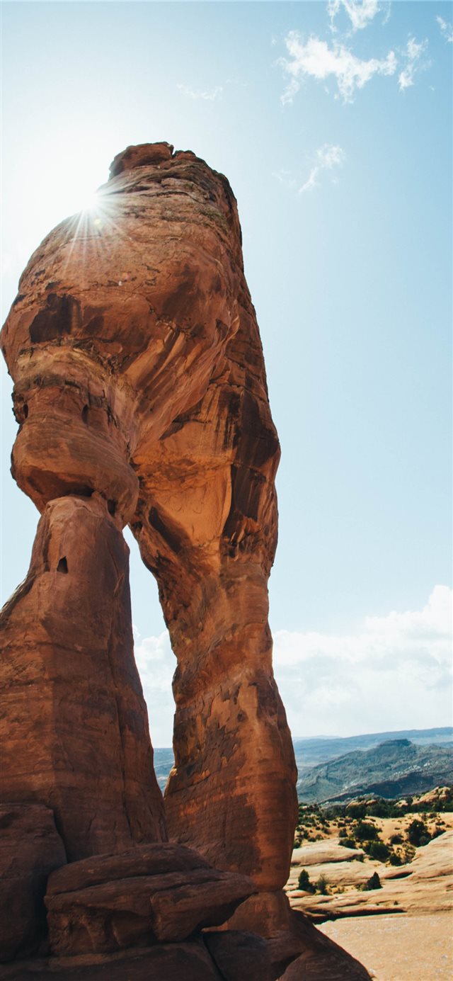 1125x2436 brown boulder near canyon under blue sky - united states iPhone X Wallpaper
