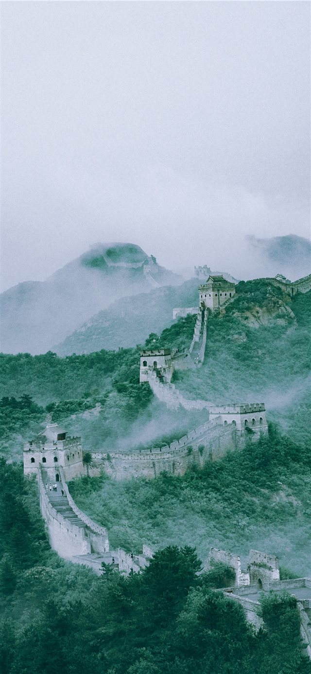 1125x2436 aerial photography of the Great Wall of China - scenery iPhone X Wallpaper