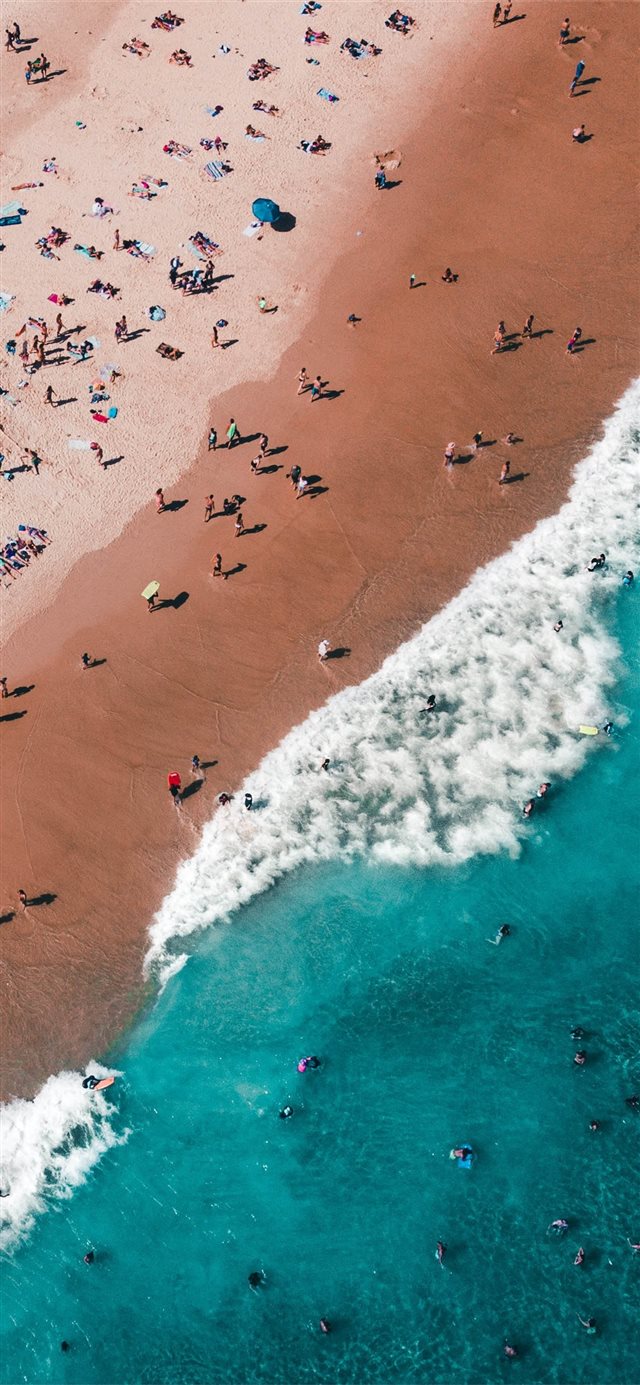 1125x2436 aerial photography of people on beach - water iPhone X Wallpaper