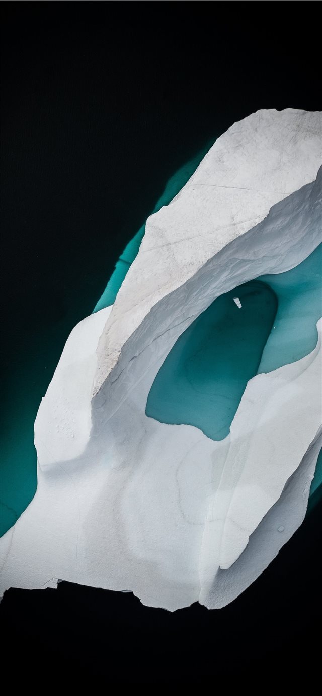 1125x2436 white iceberg - sermersooq municipality iPhone X Wallpaper
