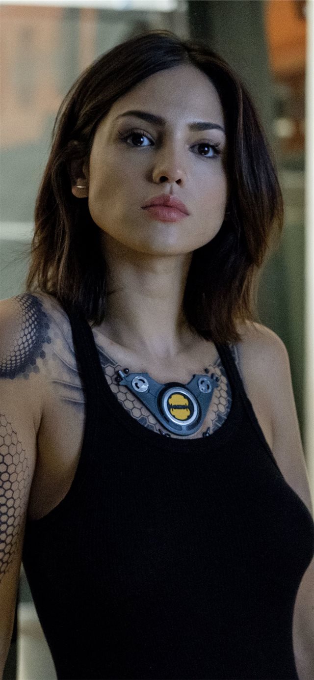 1125x2436 eiza gonzalez bloodshot 5k 2020 movie -  iPhone X Wallpaper