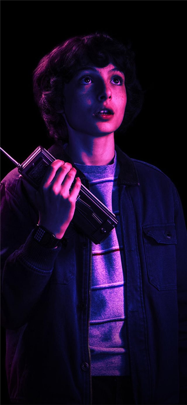 1125x2436 Stranger Things Eleven And Mike Cave - trends iPhone X Wallpaper