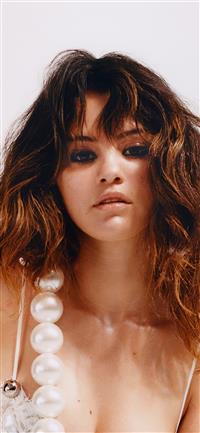 selena gomez dazed 2020 wallpaper