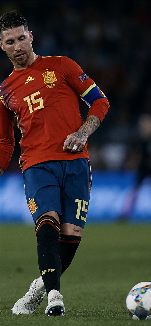 1125x2436 Sergio Ramos photo 131 of 135 pics photo - sport celebrity iPhone X Wallpaper