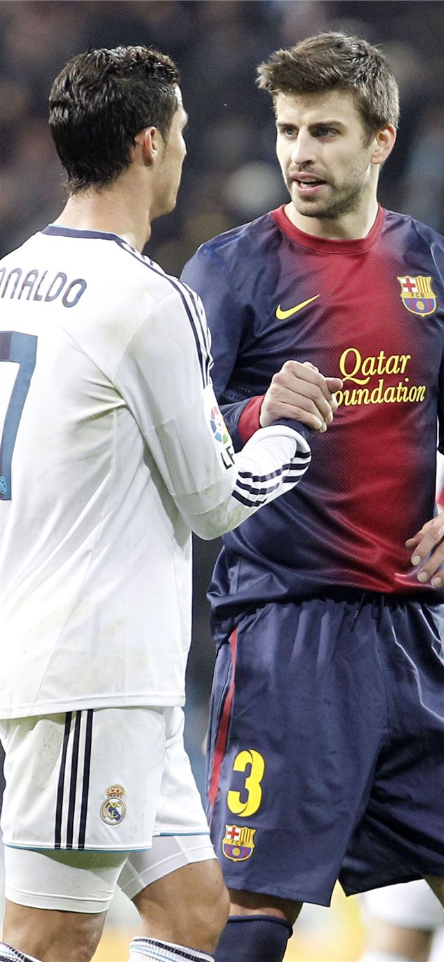 1125x2436 Pin on Soccer - gerard pique iPhone X Wallpaper