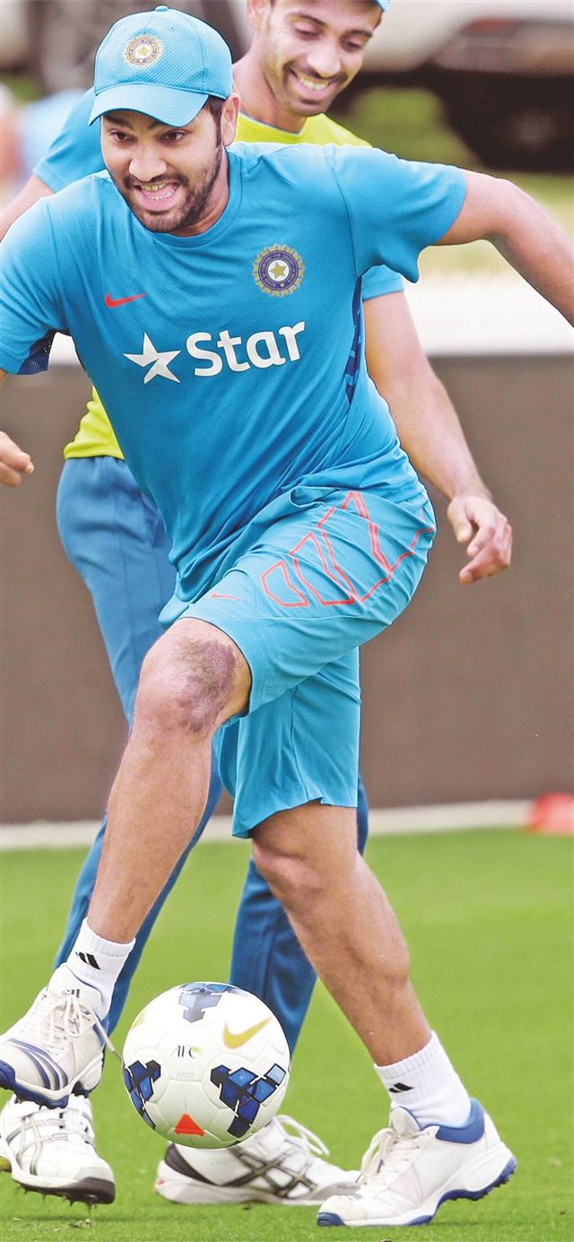 1125x2436 Rohit A Special Talent - india iPhone X Wallpaper
