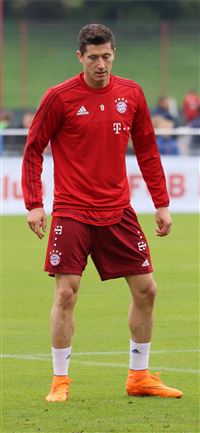 Robert Lewandowski Sports HQ Robert Lewandowski wallpaper