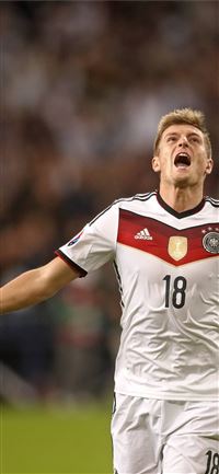 Toni Kroos Sony Xperia X XZ Z5 Premium HD wallpaper