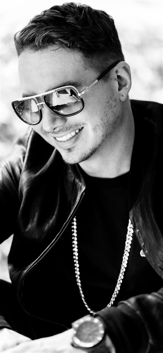 1125x2436 Best 53 J Alvarez on Hip - mexico iPhone X Wallpaper