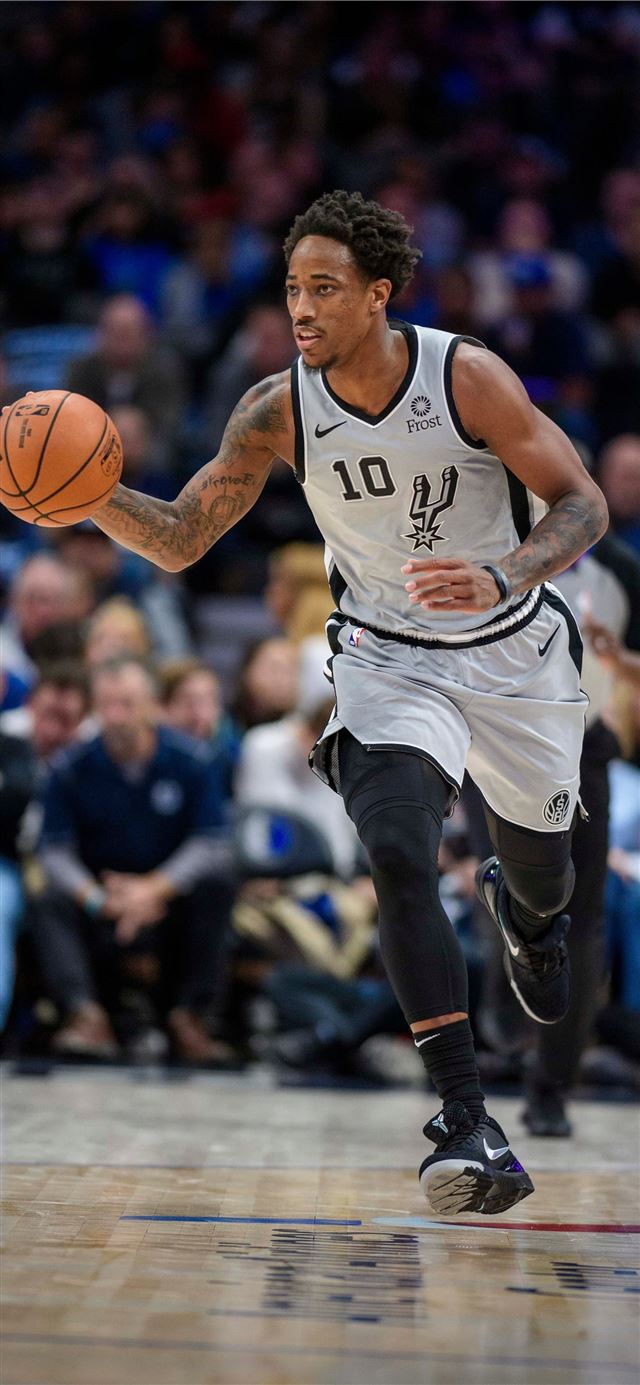 1125x2436 NBA trade deadline Chris Paul Kevin Love DeMar DeR... - sport celebrity iPhone X Wallpaper