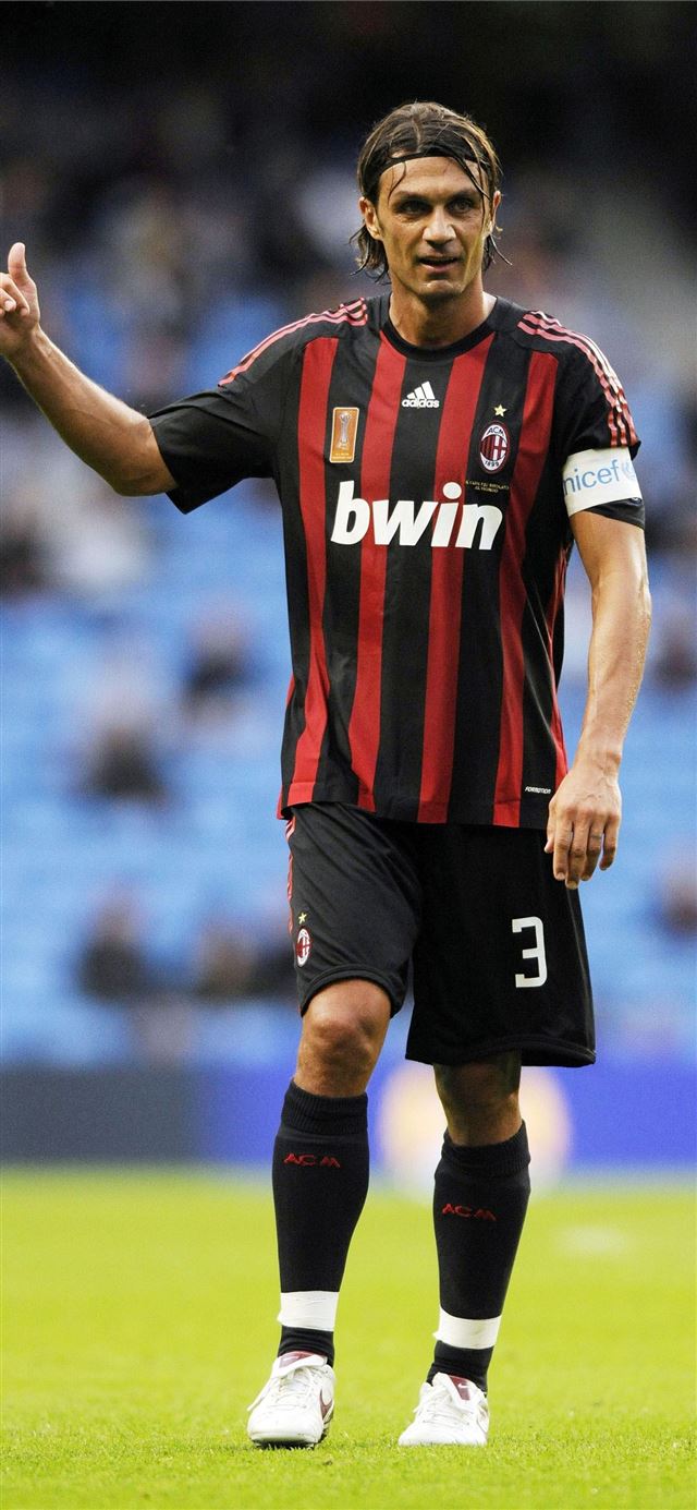 1125x2436 Football News Today - soccer celebrity iPhone X Wallpaper