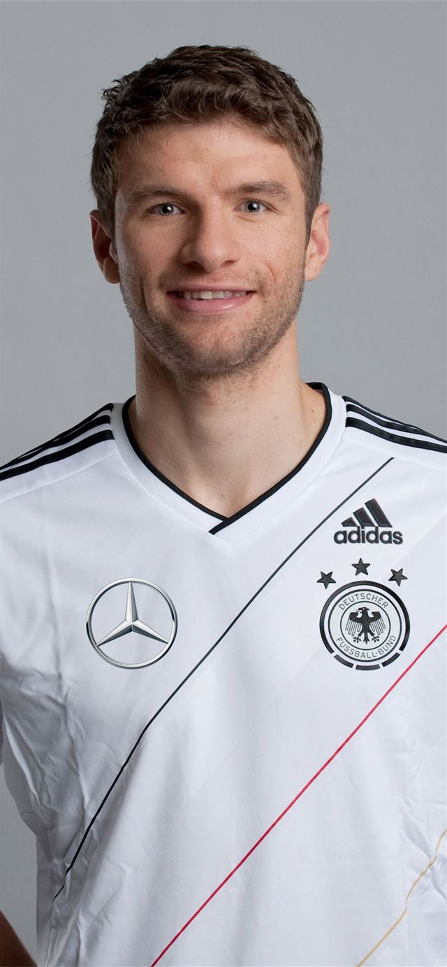 1125x2436 Wir gratulieren Thomas Müller zum 23 Geburtstag d... - germany iPhone X Wallpaper