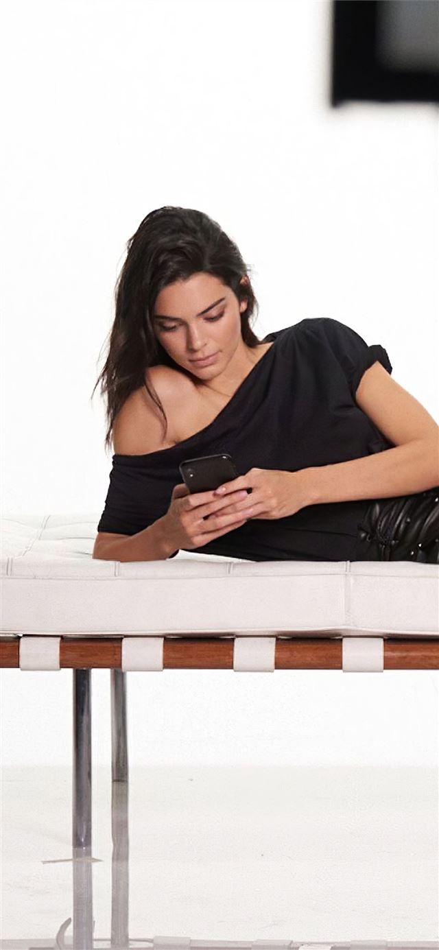 1125x2436 kendall jenner liu jo photoshoot - kendall jenner iPhone X Wallpaper