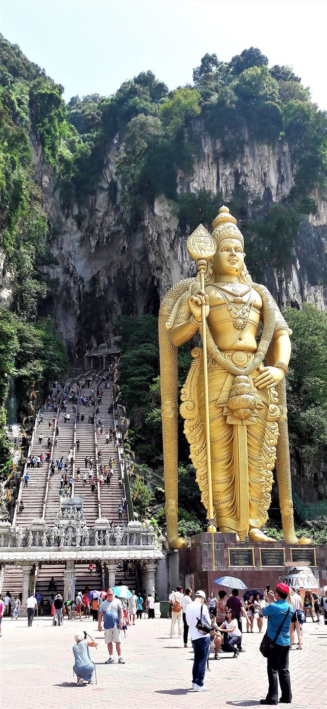 1125x2436 Batu Caves - malaysia iPhone X Wallpaper