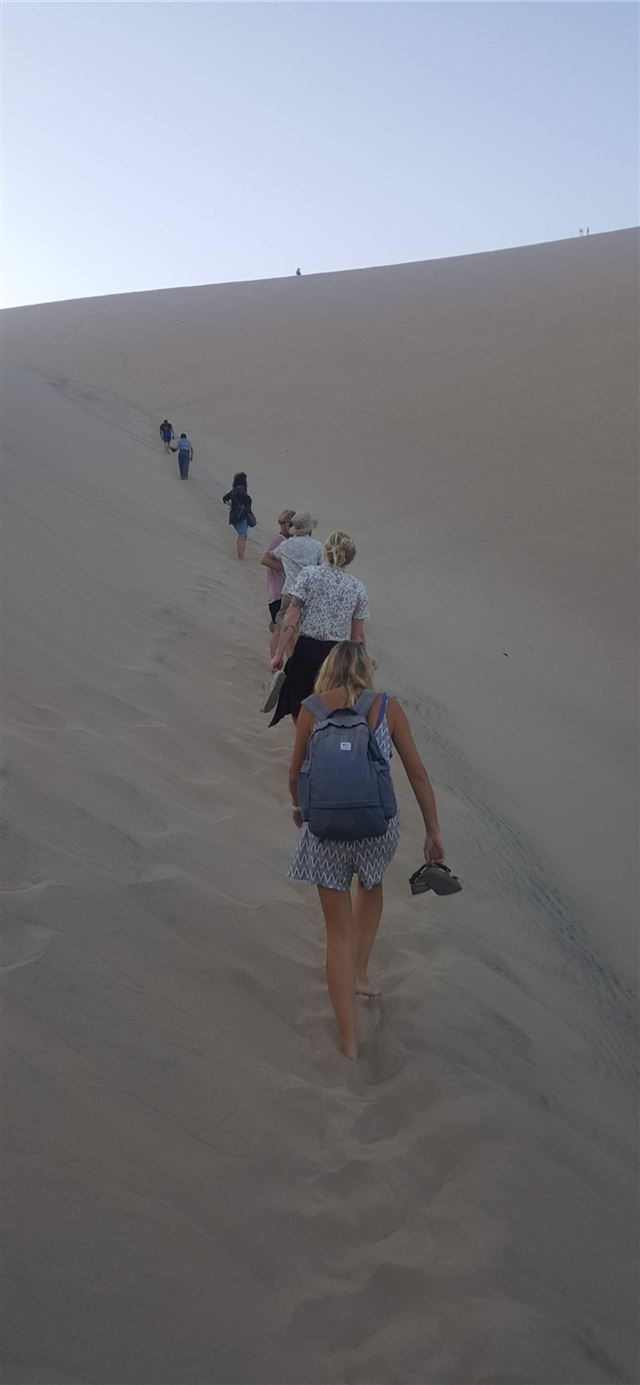 1125x2436 Huacachina - huacachina iPhone X Wallpaper