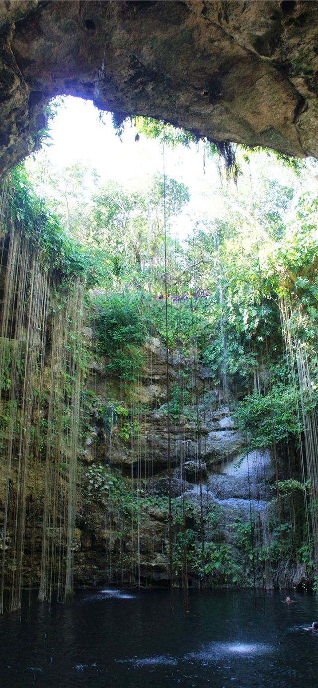 1125x2436 Ik Kil Cenote - mexico iPhone X Wallpaper