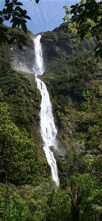 Sutherland Falls wallpaper