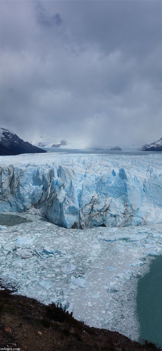 1125x2436 Perito Moreno Glacier - argentina iPhone X Wallpaper
