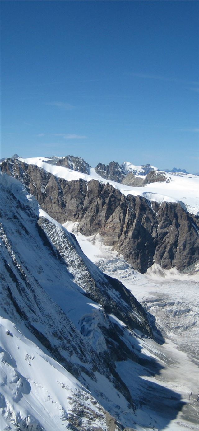1125x2436 matterhorn mountain solvay hut snow Samsung Galaxy - matterhorn iPhone X Wallpaper