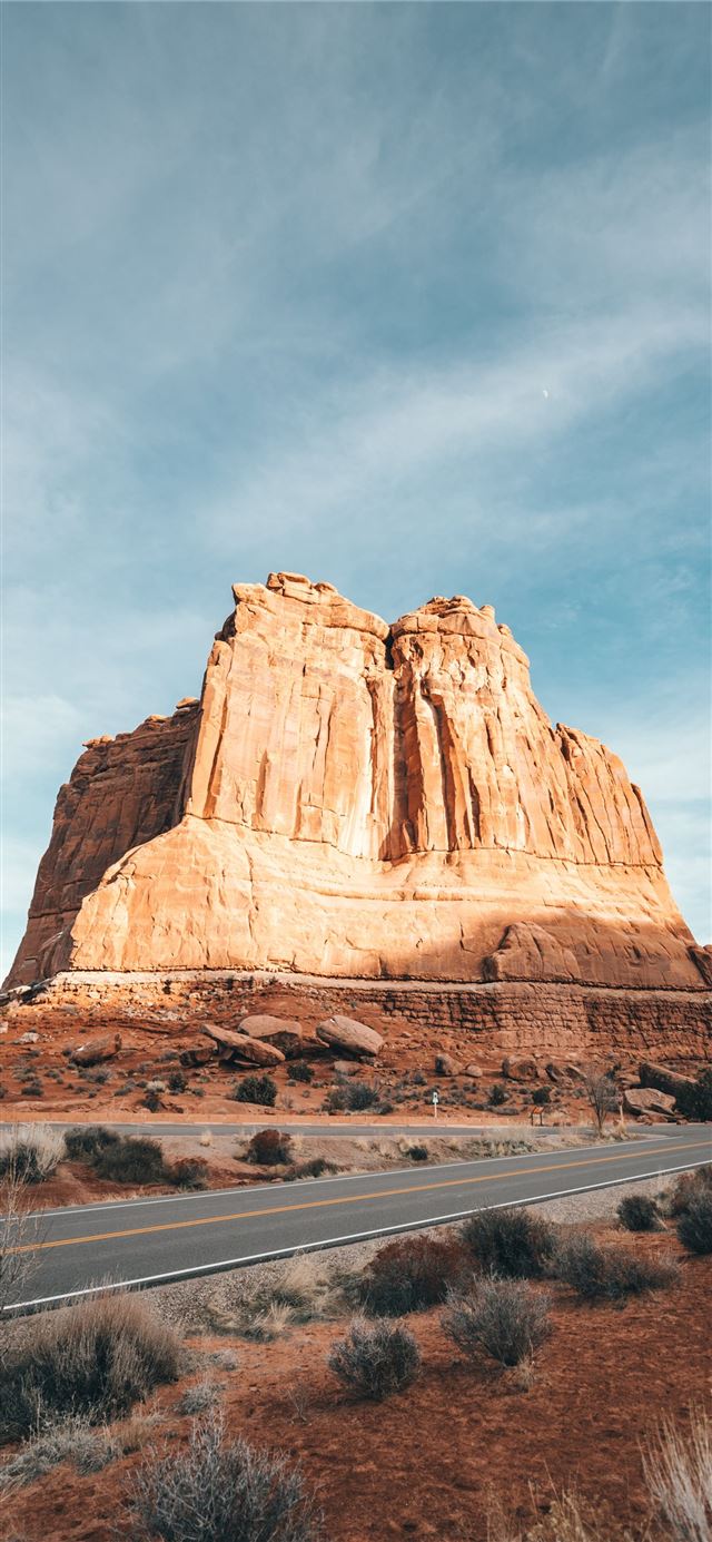 1125x2436 Arches National Park - eastern utah iPhone X Wallpaper
