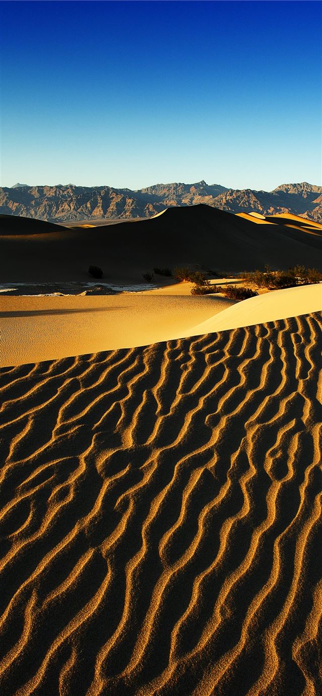 1125x2436 Death Valley 4k 5k 8k USA Desert Dunes - california iPhone X Wallpaper