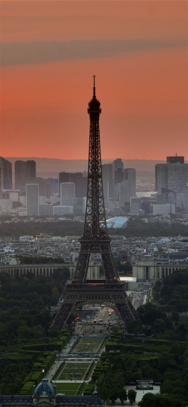 1125x2436 Eiffel Tower In Paris 4k Samsung Galaxy Note 9 8 S... - france iPhone X Wallpaper