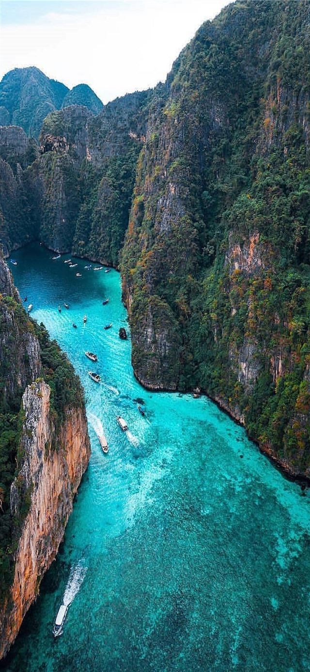 1125x2436 Phi Phi Islands - 100 most beautiful places to visit iPhone X Wallpaper