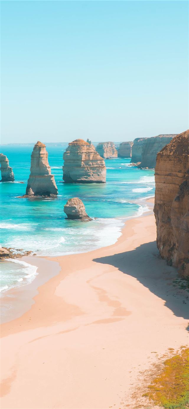1125x2436 The Twelve Apostles Victoria Australia OC amazing - 100 most beautiful places to visit iPhone X Wallpaper