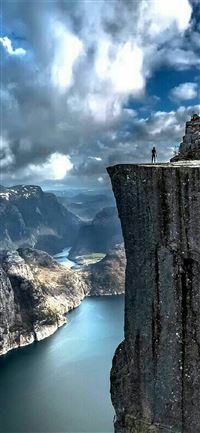 Best Trolltunga Iphone X Hd Wallpapers Ilikewallpaper