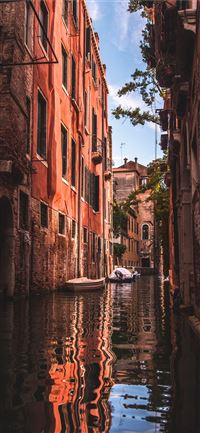 city buildings water canal venice wallpaper