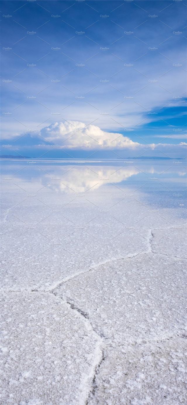 1125x2436 Salar de Uyuni desert Bolivia - salar de uyuni iPhone X Wallpaper