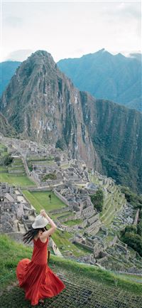 Sunrise at Machu Picchu wallpaper