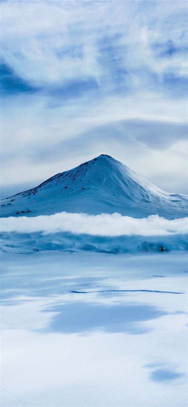 1125x2436 Mount Erebus On Antarctica Samsung Galaxy Note 9 8... - antarctica iPhone X Wallpaper