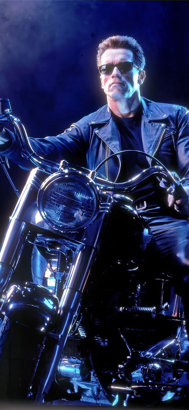 1125x2436 the terminator on bike -  iPhone X Wallpaper