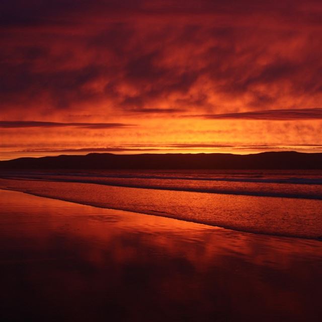 Red Sunset Beach iPad wallpaper 