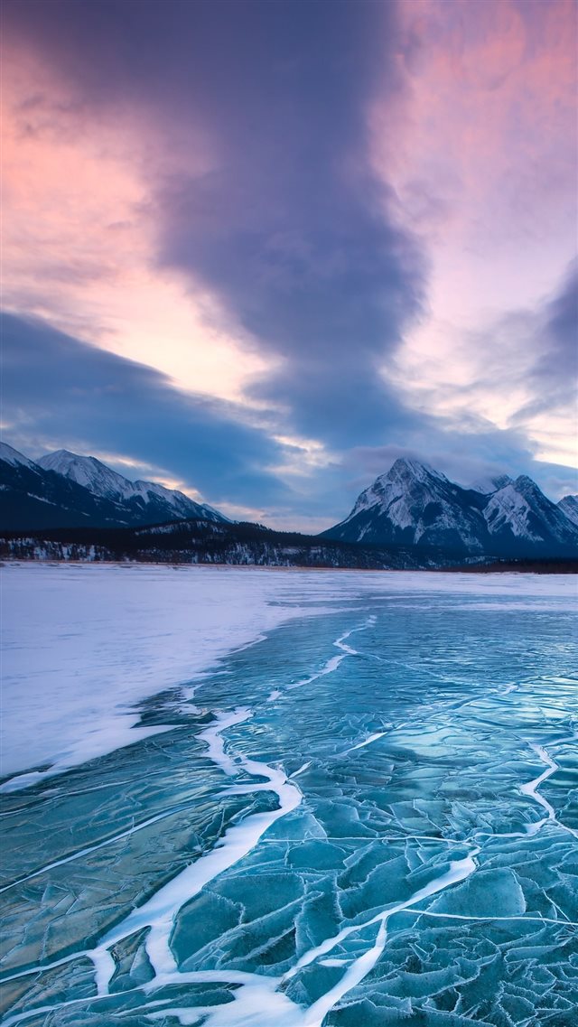 Nature Frozen Sea Level iPhone 8 wallpaper 