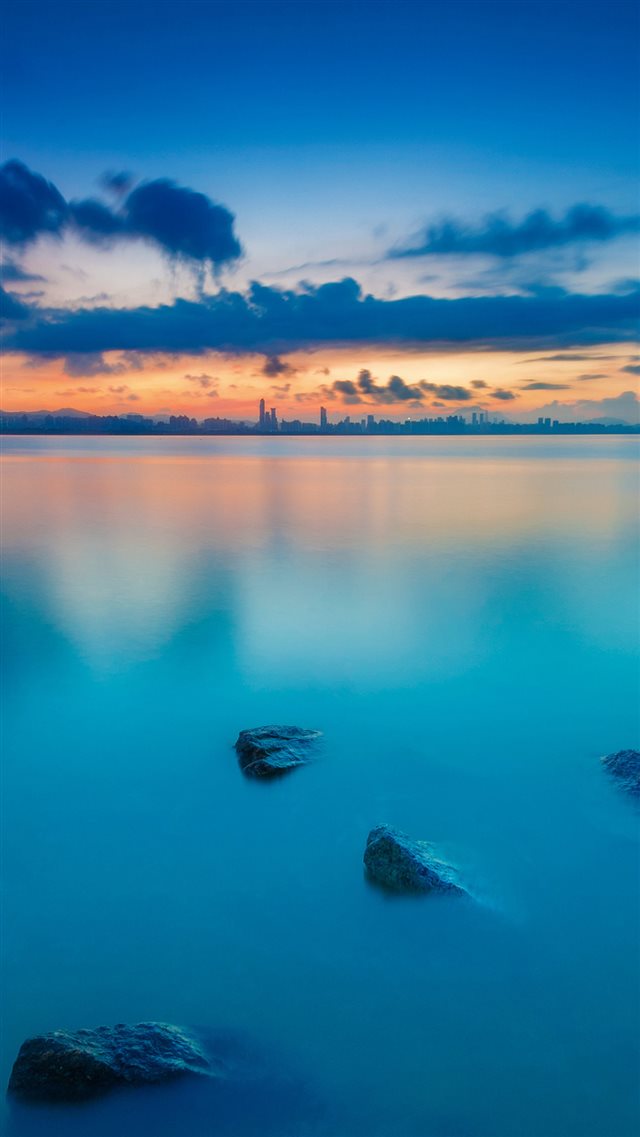 Blue Lake Sunset iPhone 8 wallpaper 