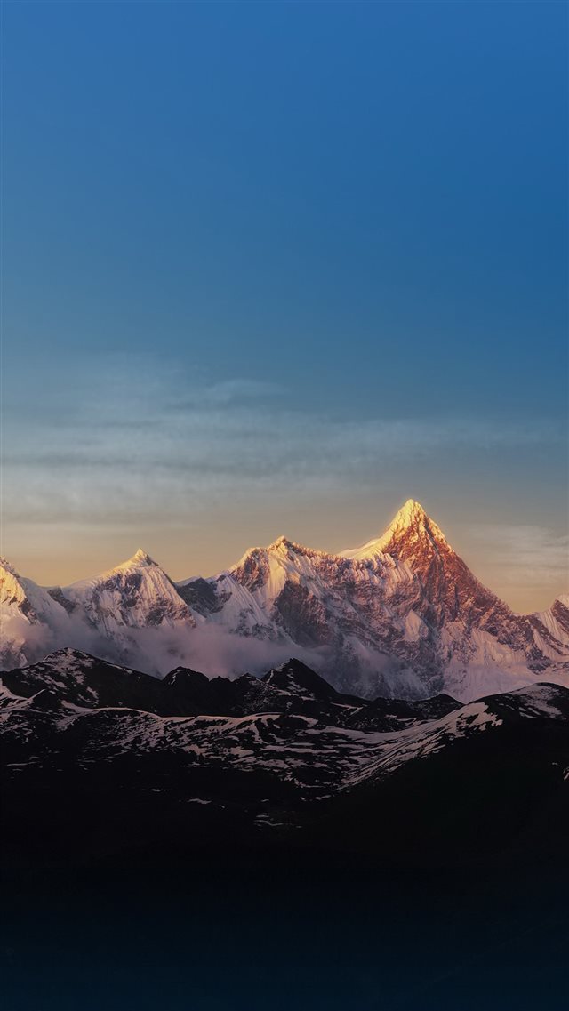 Snow Mountain Peak iPhone 8 wallpaper 