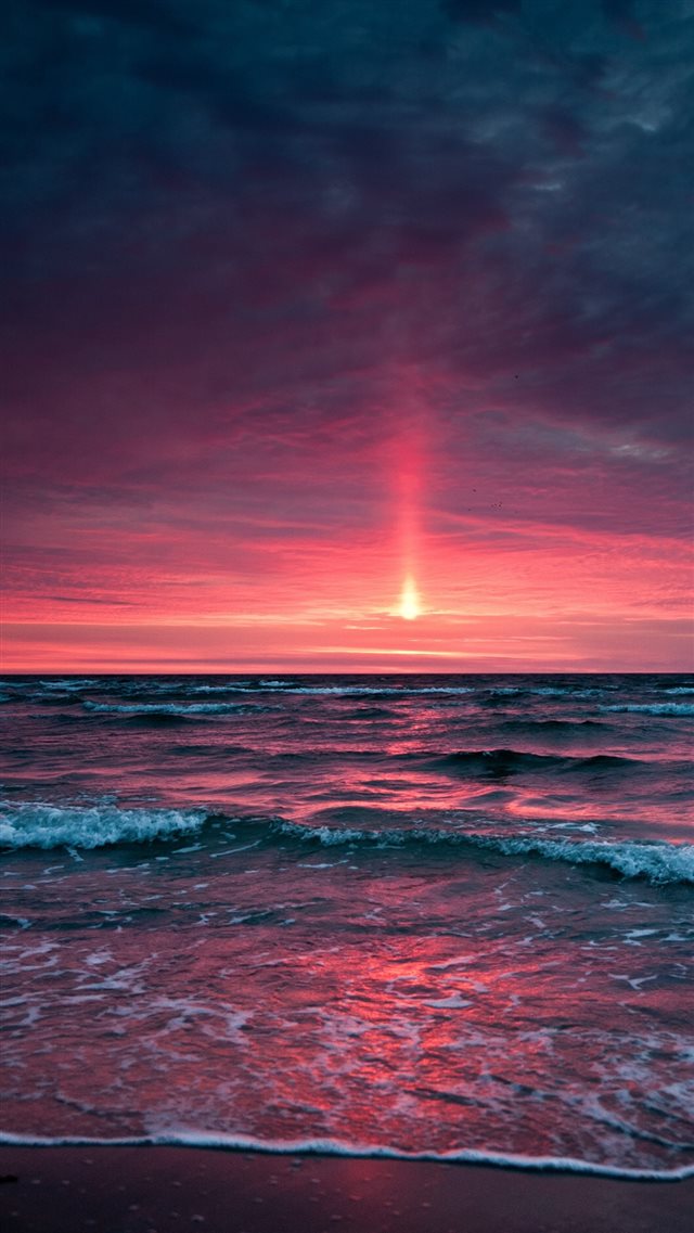 Red Sea Sunset iPhone 8 wallpaper 