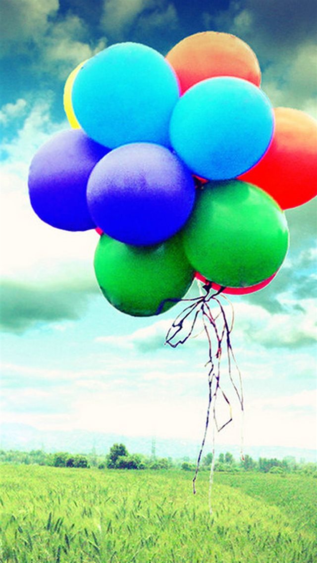 Colorful Flying Balloons iPhone 8 wallpaper 