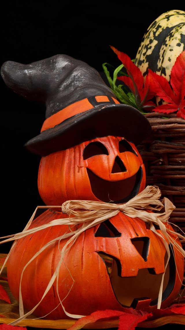 Halloween Tricky Pumpkin iPhone 8 wallpaper 