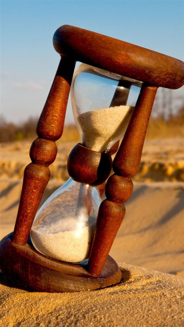 Hourglass Sand Shadow Glass iPhone 8 wallpaper 