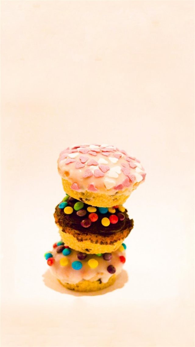 Delicious Cute Colorful Cupcake iPhone 8 wallpaper 