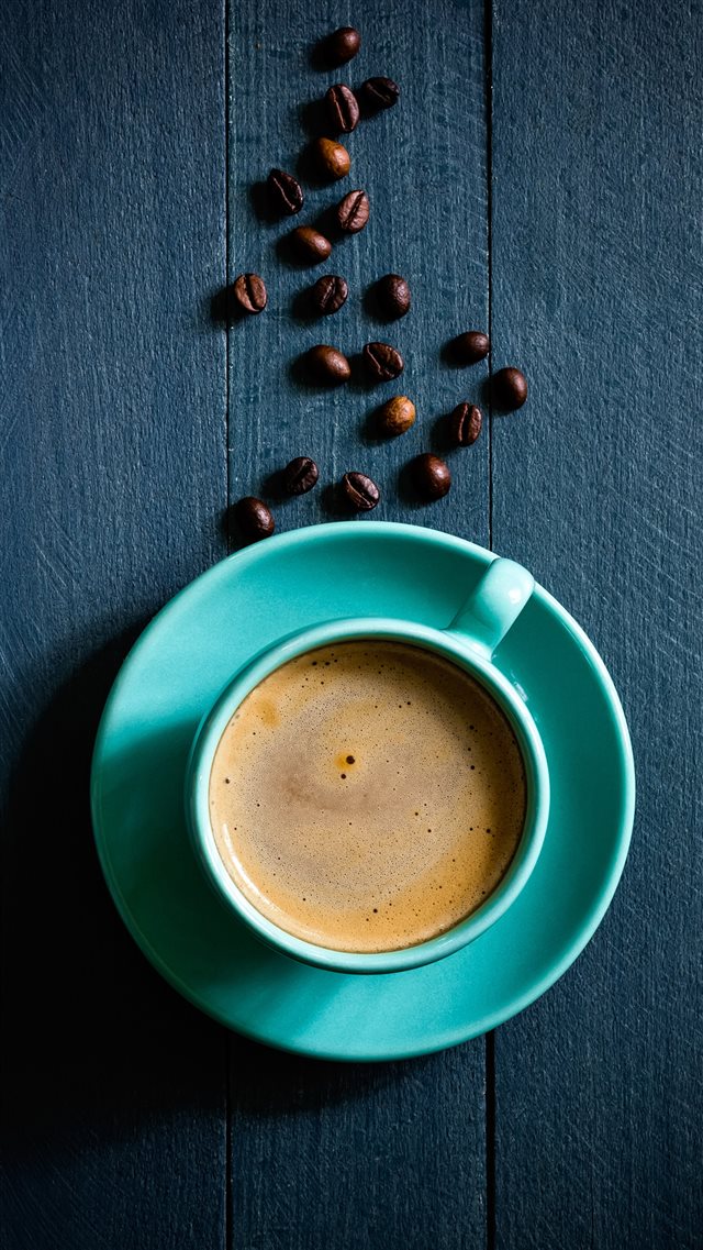 Coffee Bean On Wooden Table iPhone 8 wallpaper 