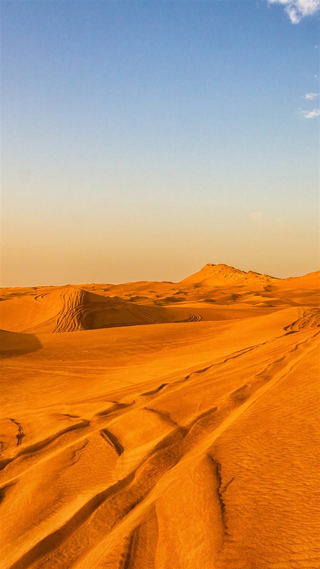 Pure Nature Golden Desert Landscape iPhone 8 wallpaper 