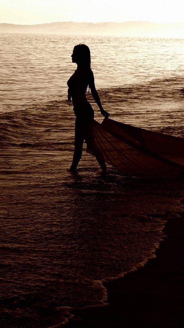 Sunset Beach Goddess iPhone 8 wallpaper 