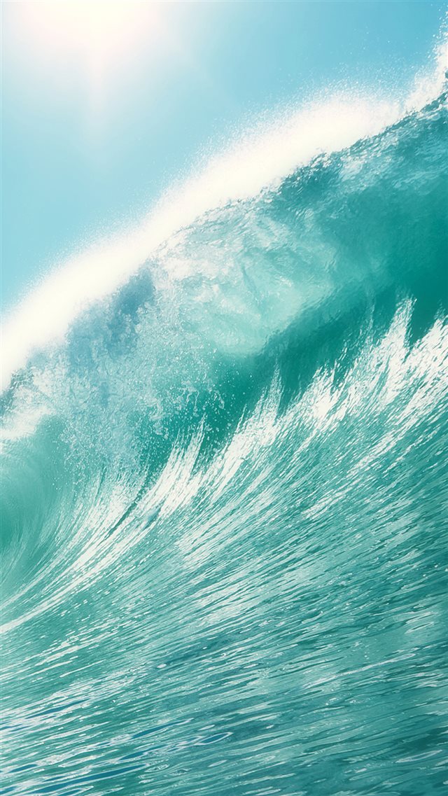 Nature Raging Wave Under Sunshine iPhone 8 wallpaper 
