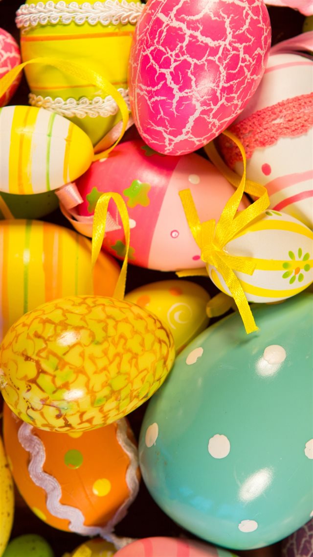 Easter Painted Eggs Holiday iPhone 8 wallpaper 