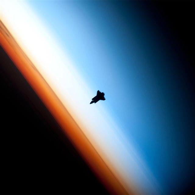 Space Shuttle Endeavour Silhouette iPad wallpaper 