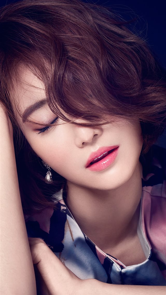 Ko Joon Hee Kpop Film Actress Closed Eyes iPhone 8 wallpaper 